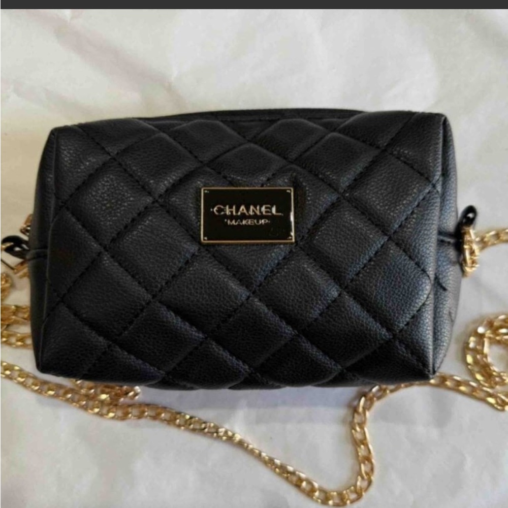 CHANEL Black Quilted Cosmetic Bag with Gold Chain
